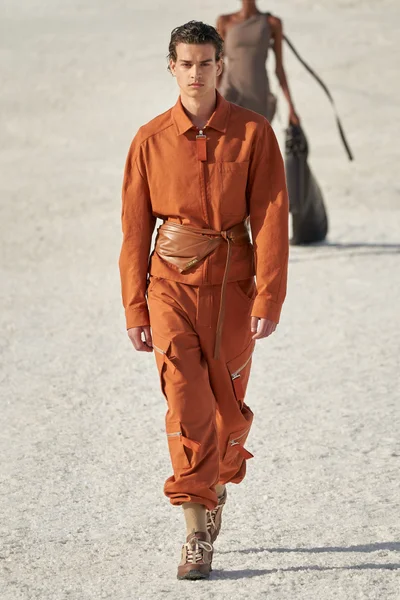 Look 36